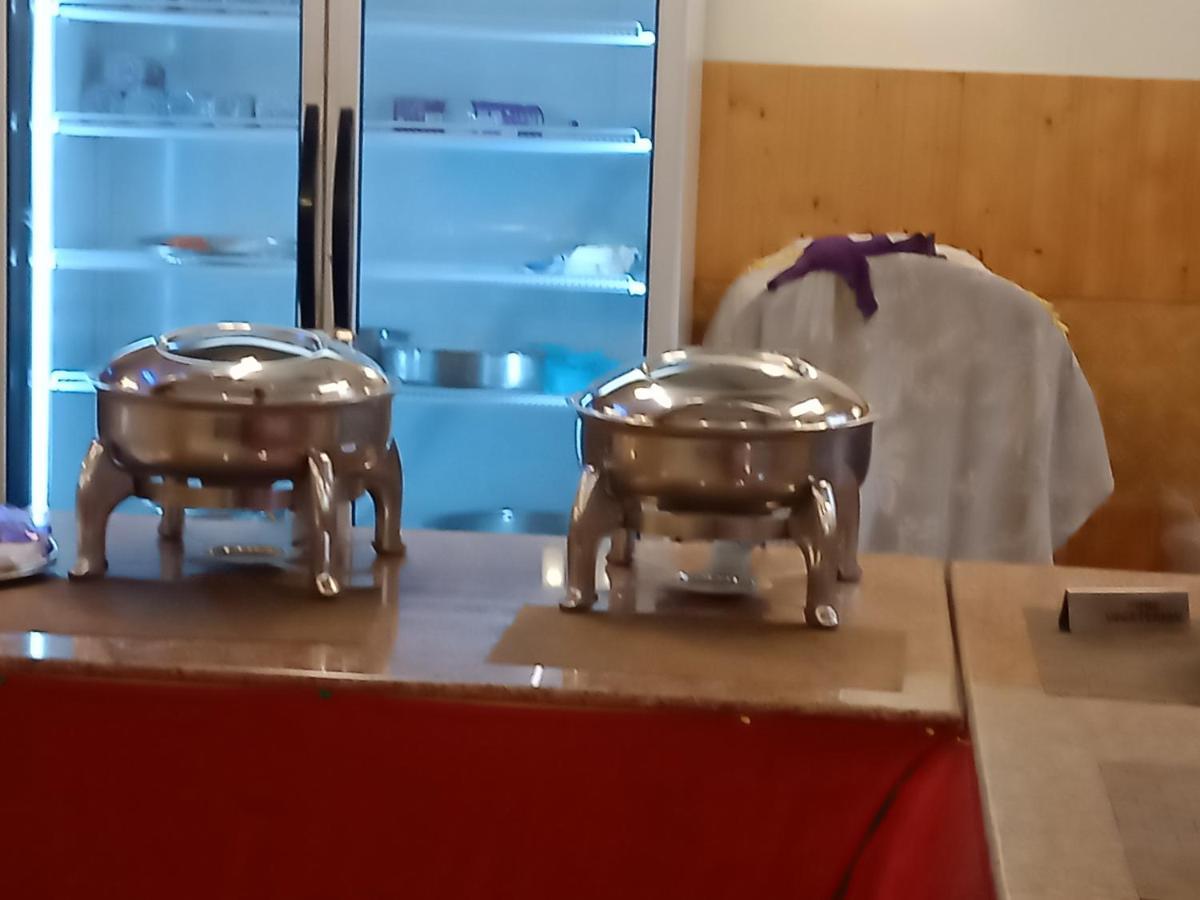호텔 뉴 맘타  Srīnagar 외부 사진